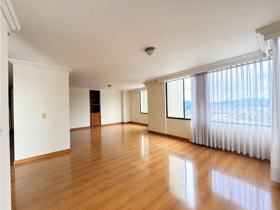 Apartamento 3 alcobas Avenida Santander sector Palogrande Manizales