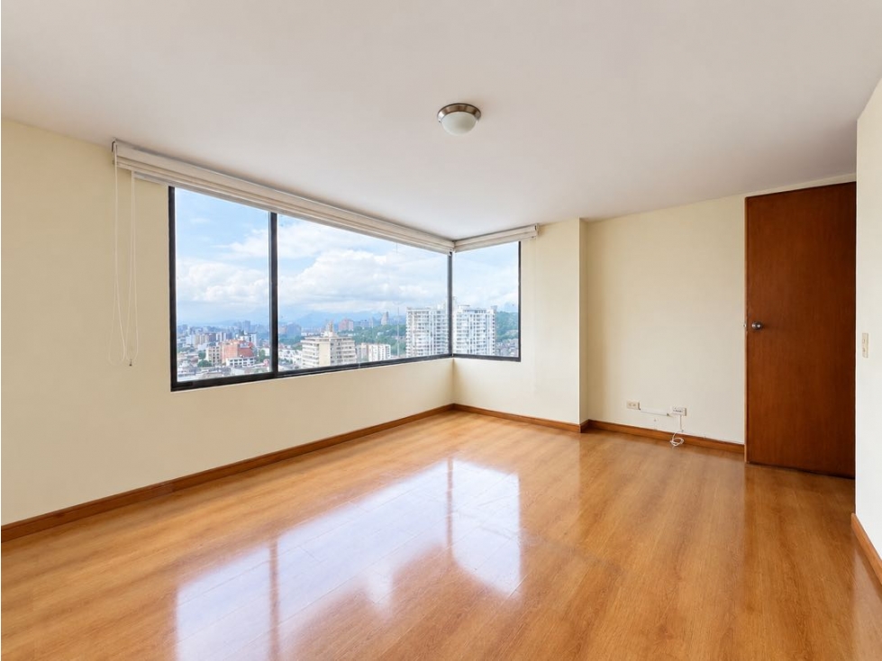Apartamento 3 alcobas Avenida Santander sector Palogrande Manizales — foto 2