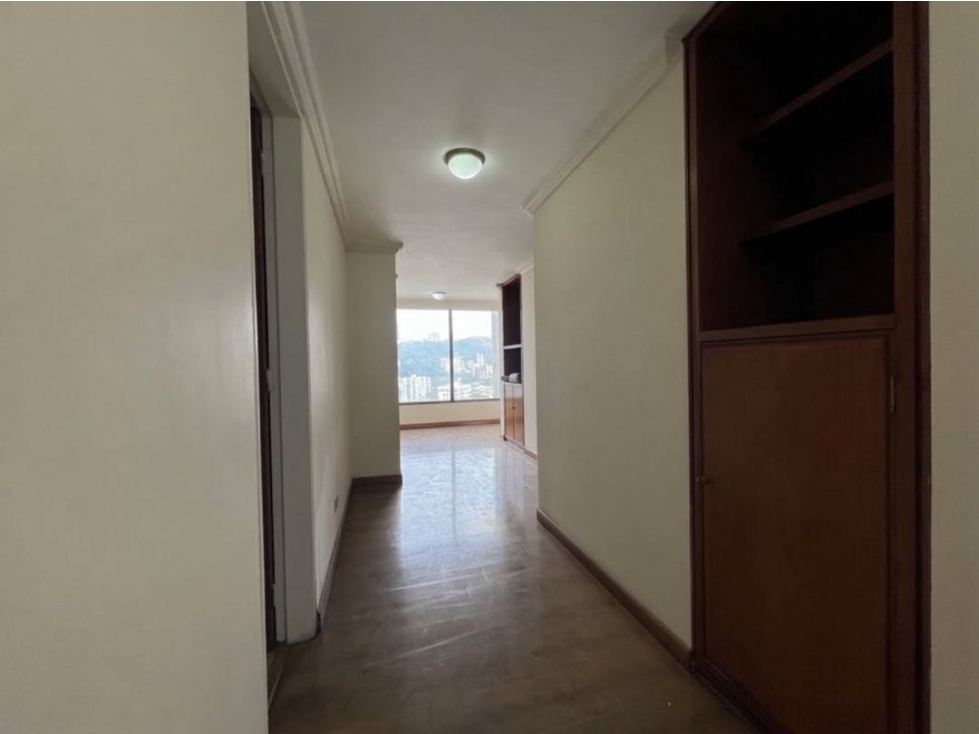 Apartamento 3 alcobas Avenida Santander sector Palogrande Manizales — foto 3