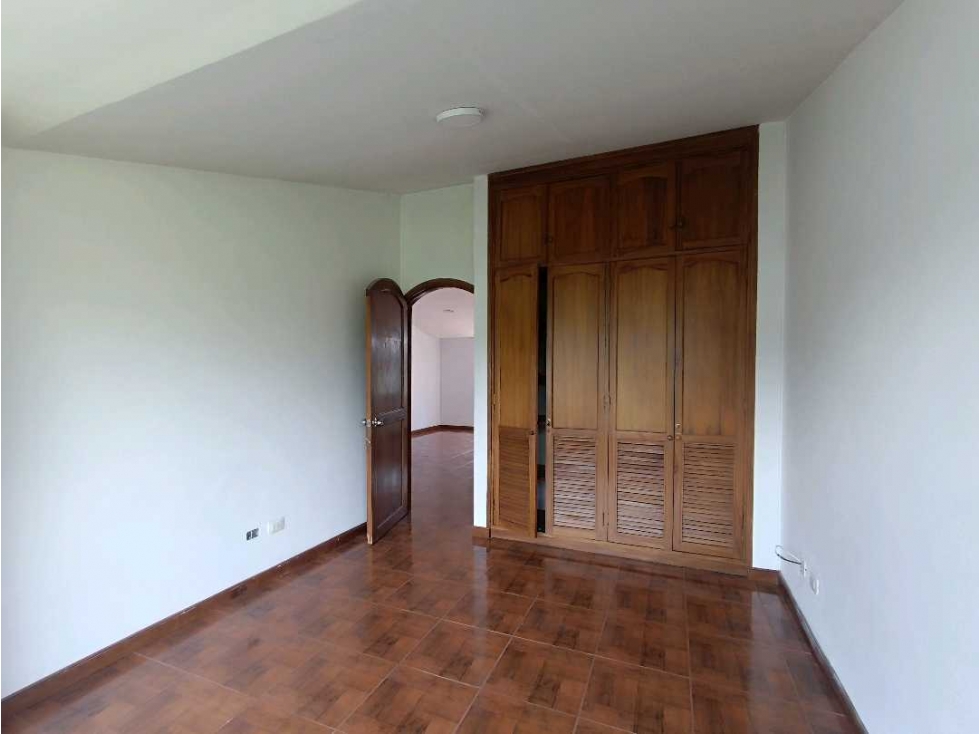 Venta Apartamento 5 alcobas Conjunto Cerrado El Trébol Manizales — foto 5
