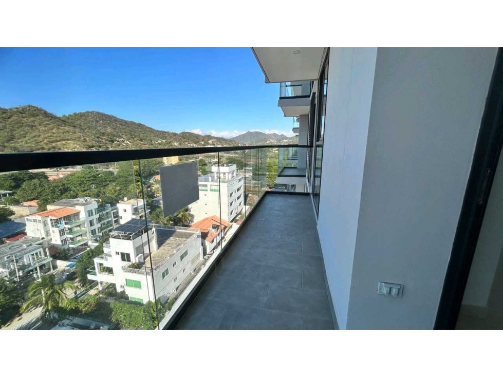 Apartamento con hermosa vista cerca al mar de pozos colorados - 005 R
