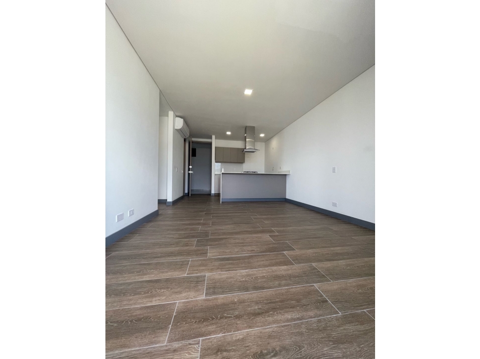 Apartamento con vista, ubicado cerca viva envigado, estación a — foto 4