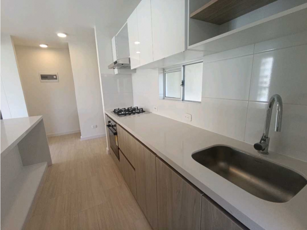 APARTAMENTO EN ARRIENDO EN RIO ALTO — foto 5