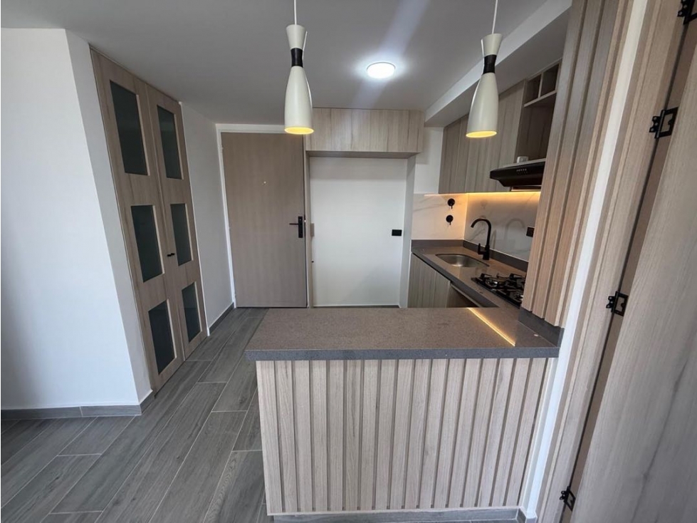 Apartamento en arriendo calasanz — foto 2