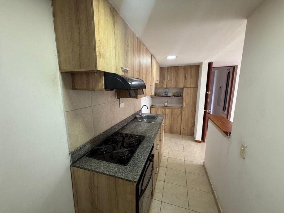 Apartamento en arriendo Colores — foto 3