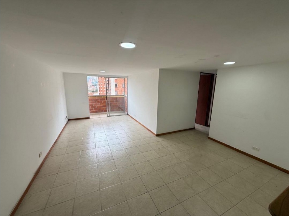 Apartamento en arriendo Colores — foto 4