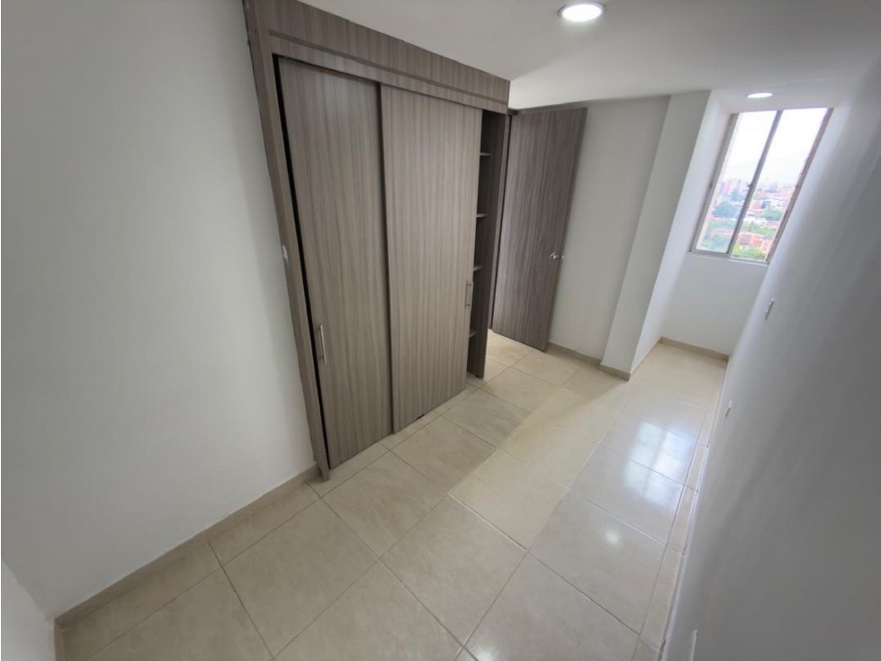 Apartamento en arriendo calasanz — foto 5