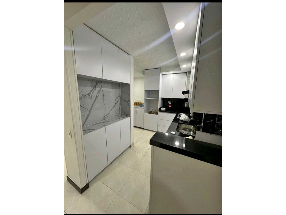 APARTAMENTO EN VENTA EN VALLE DEL LILI SUR DE CALI