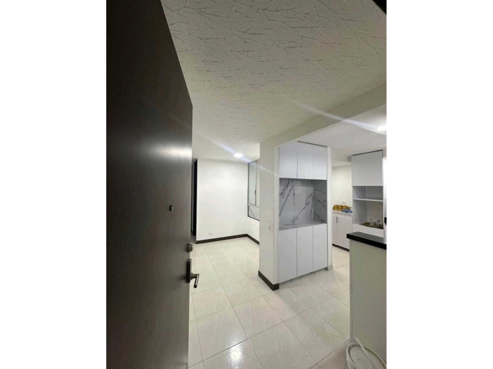 APARTAMENTO EN VENTA EN VALLE DEL LILI SUR DE CALI — foto 2