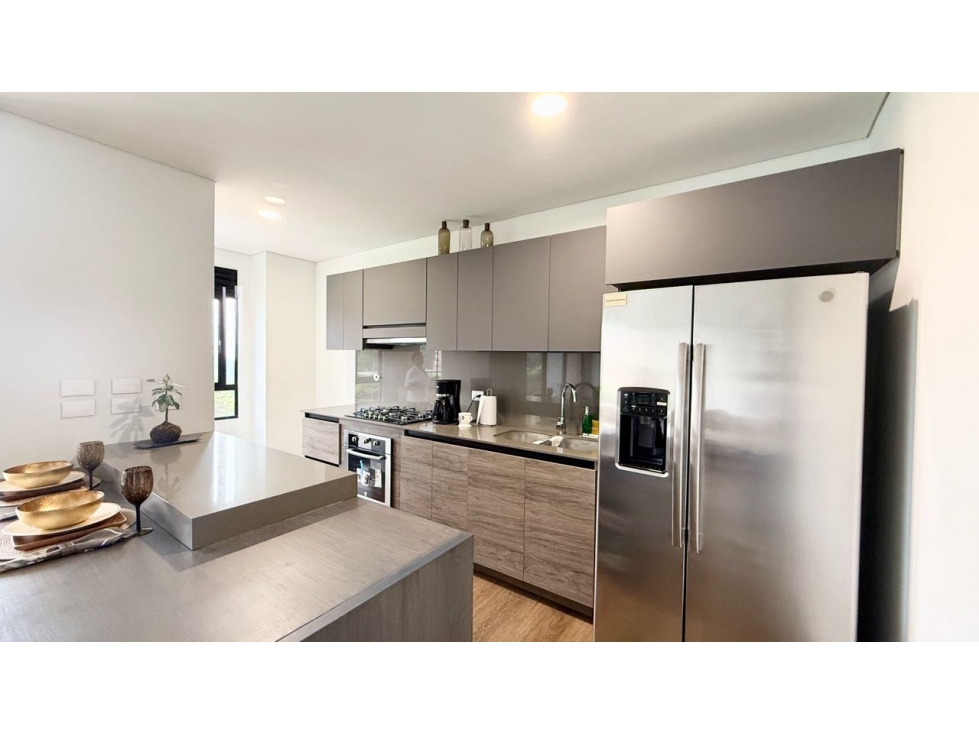 Apartamento en Venta piso alto, sector El Campestre - El Poblado — foto 3