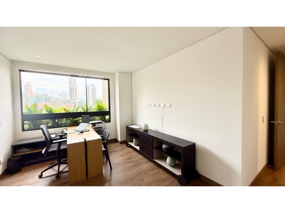 Apartamento en Venta piso alto, sector El Campestre - El Poblado — foto 6