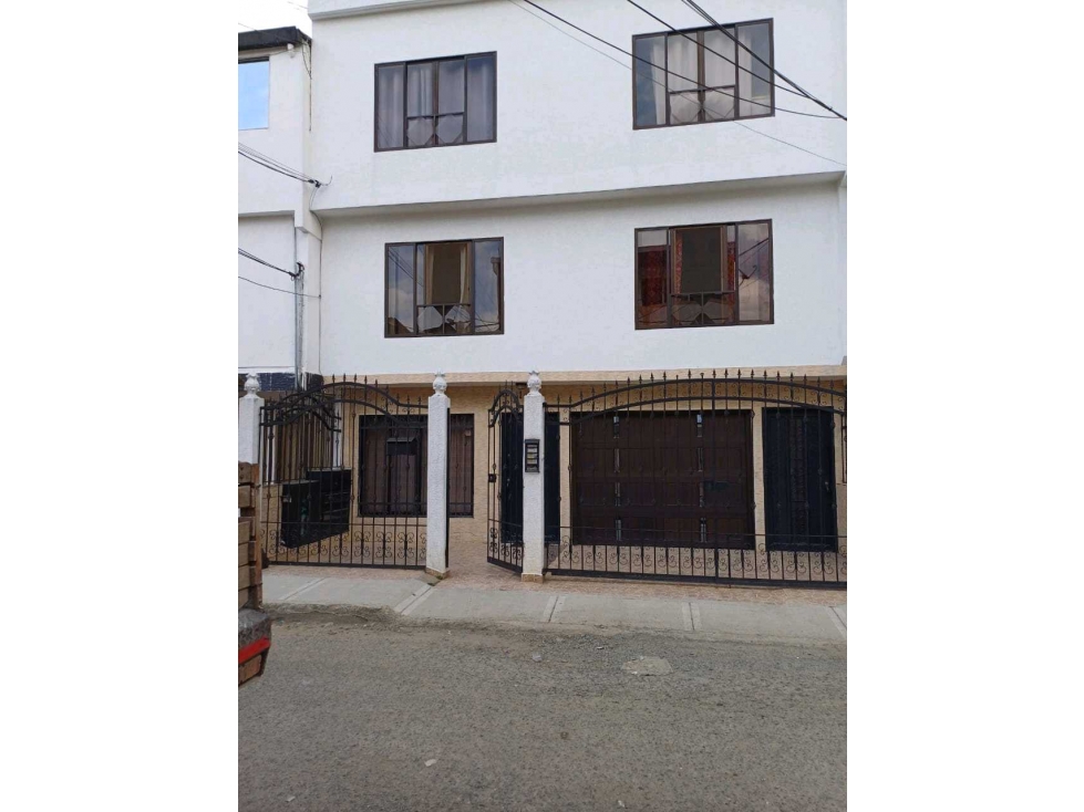 CASA EN VENTA EN PRIMERO DE MAYO SUR DE CALI