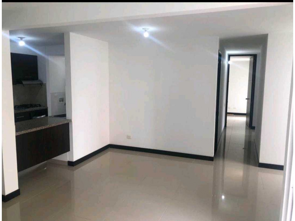 APARTAMENTO EN VENTA EN VALLE DEL LILI SUR DE CALI — foto 3