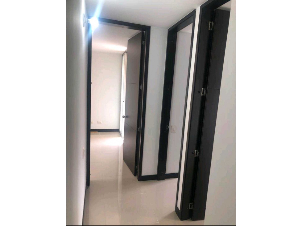 APARTAMENTO EN VENTA EN VALLE DEL LILI SUR DE CALI — foto 4