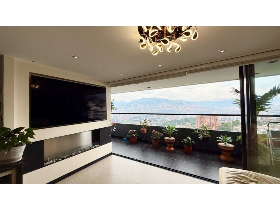 Apartamento con vista a Medellín en venta, Las Palmas - El Poblado — foto 4