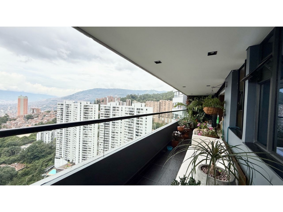 Apartamento con vista a Medellín en venta, Las Palmas - El Poblado — foto 6