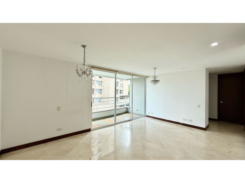Apartamento en Venta Santa María de los Ángeles, El Poblado - Medellín — foto 2