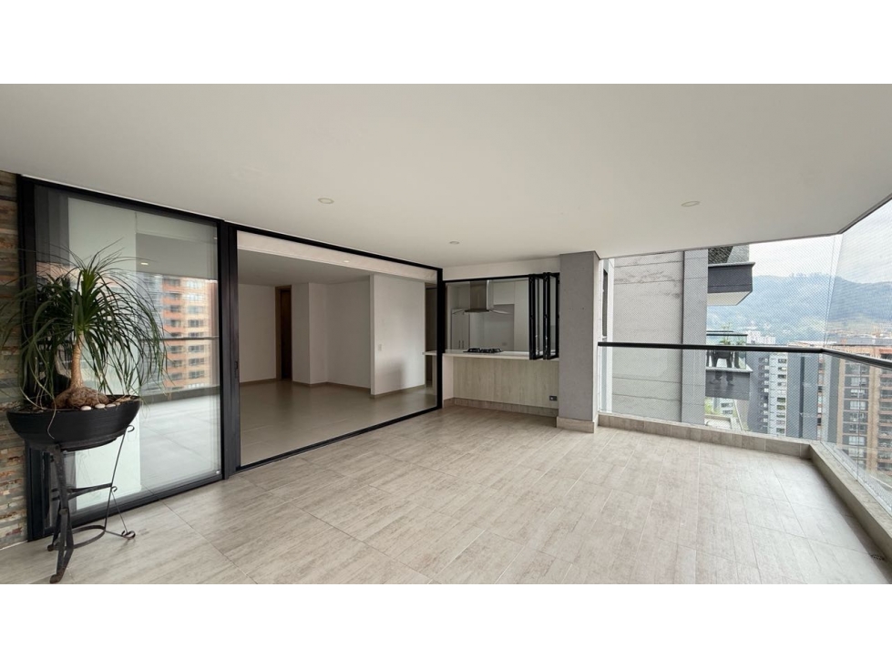 Apartamento en venta con terraza, Loma de las Brujas - Envigado — foto 2