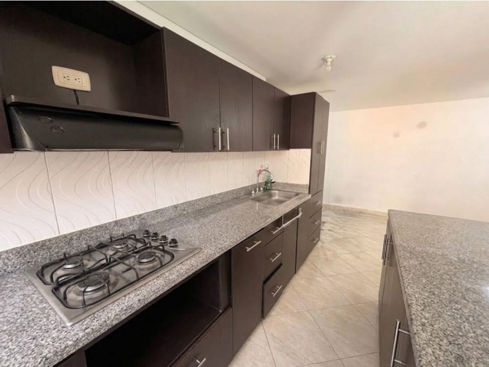 Arriendo apartamento Rodeo alto