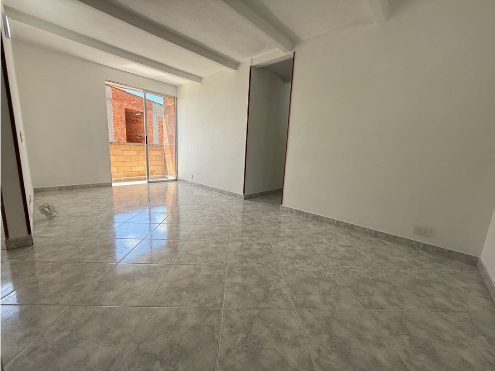 Arriendo apartamento Loma de los Bernal — foto 5