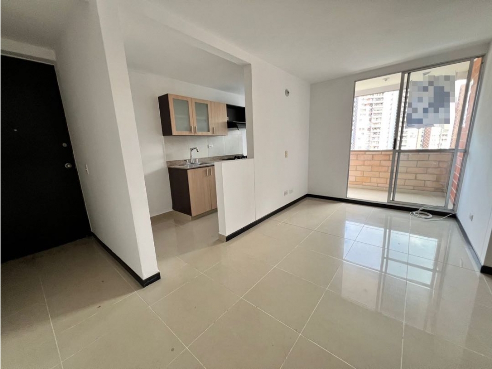 Arriendo apartamento Loma de los Bernal — foto 2
