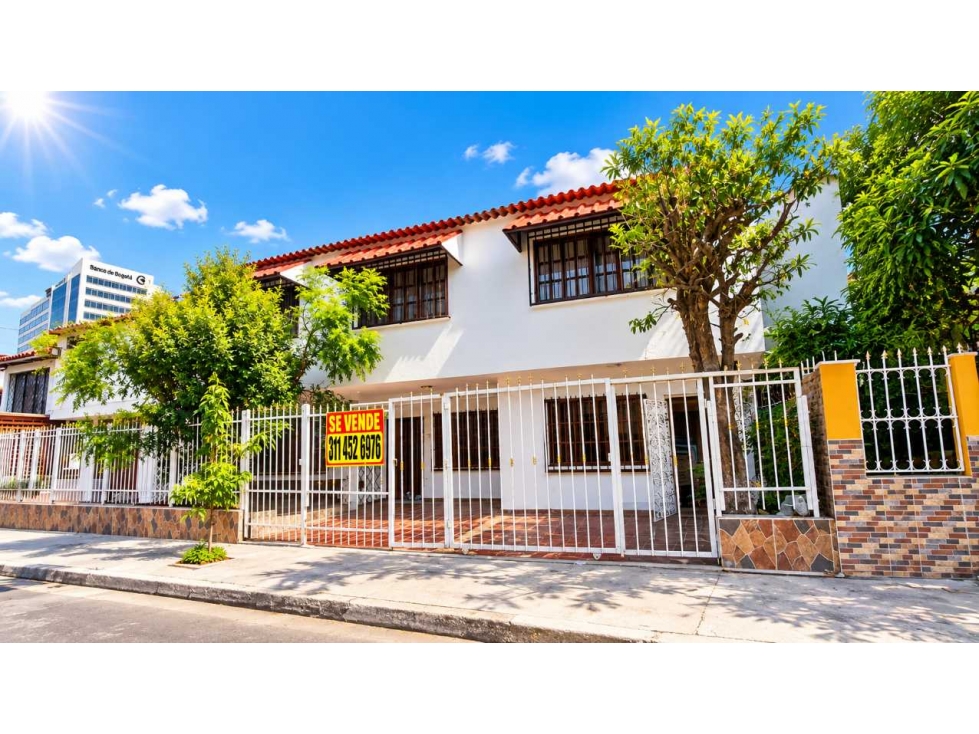 Casa Bifamiliar con excelente ubicación cerca al Centro 005