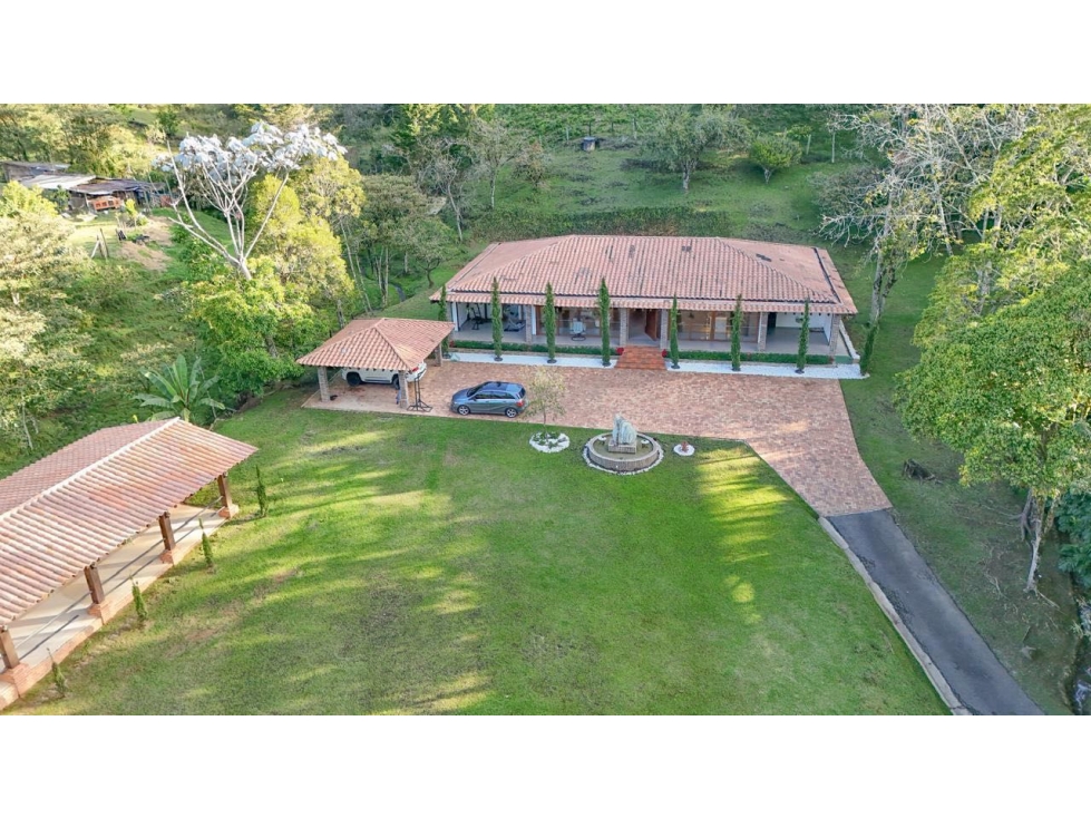 Venta Casa Campestre con Pesebreras cerca Aeropuerto Túnel de Oriente — foto 2