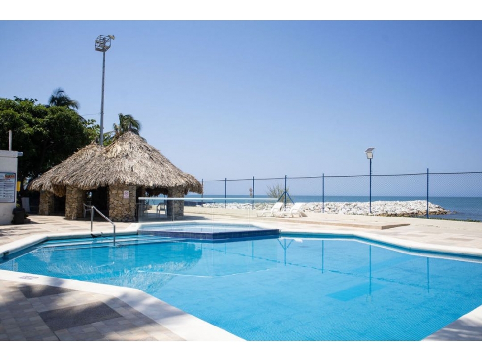 Casa en primera línea de Playa Salguero -060-r