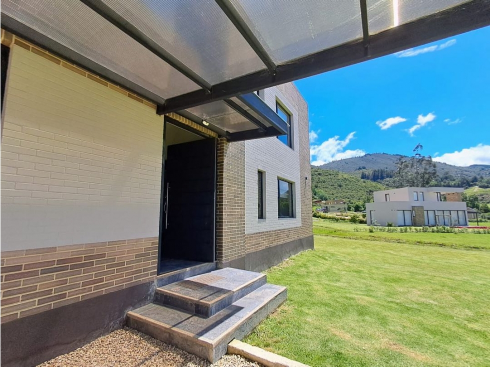 CASA EN VENTA EN SOPO — foto 4