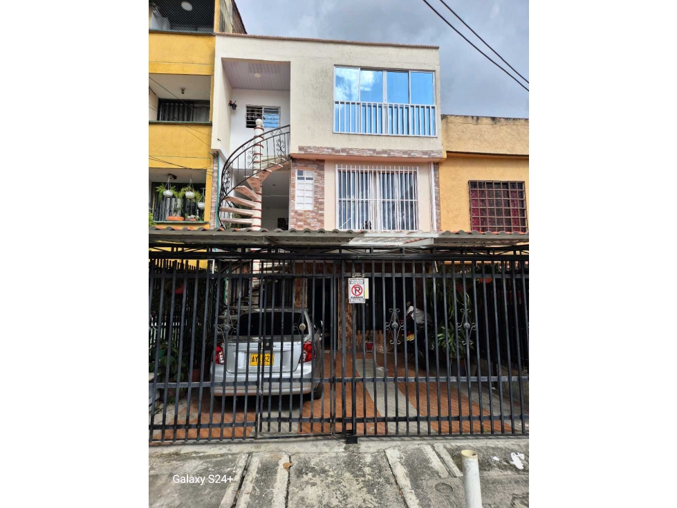 Venta casa multifamiliar con apartamentos en villa Colombia cali