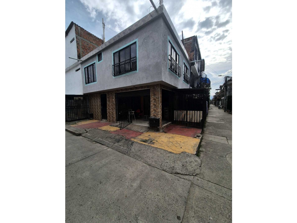 Venta Casa esquinera en calimio decepaz