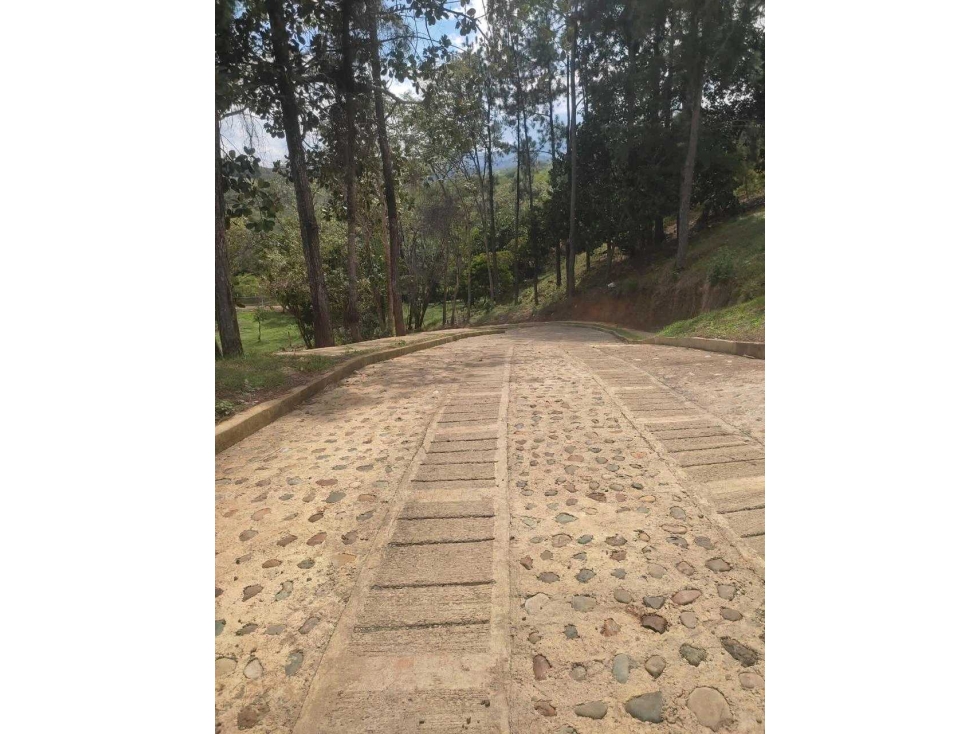 Casa para remodelar en Taguben en Potrerito al lado de ACUAVALLE — foto 5