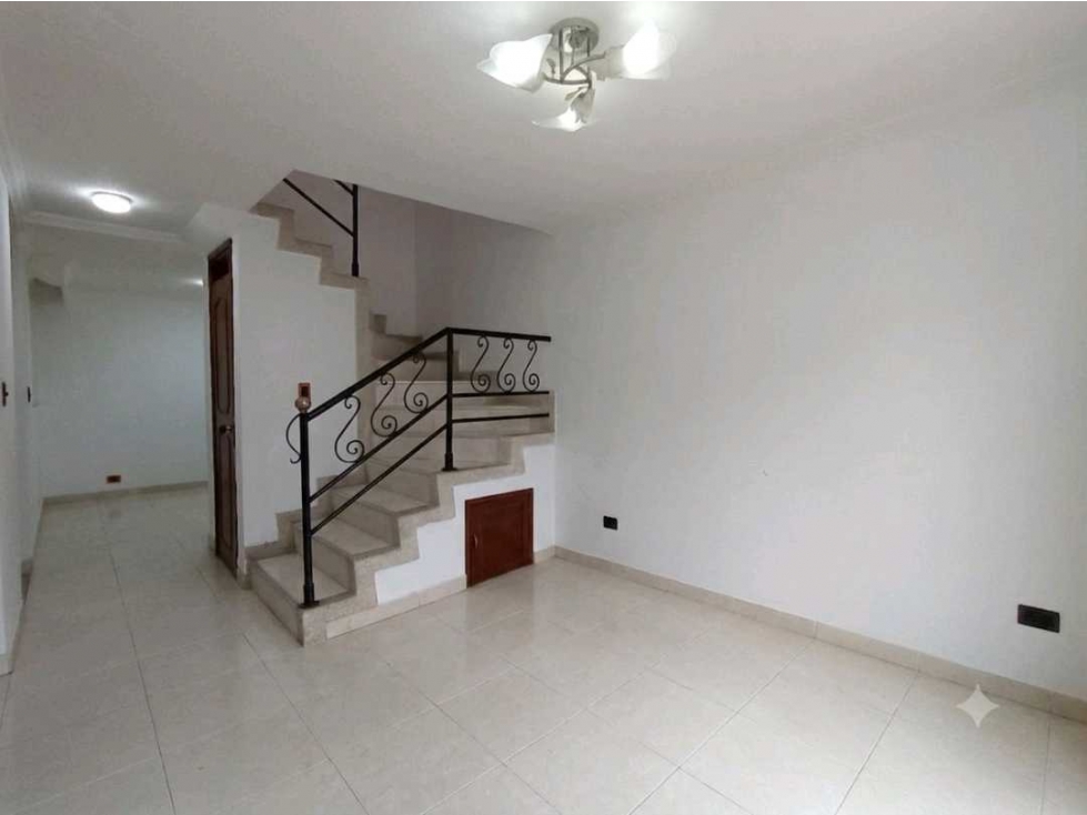 CASA EN VENTA AL NORTE DE ARMENIA QUINDÍO - SECTOR CRQ - 2
