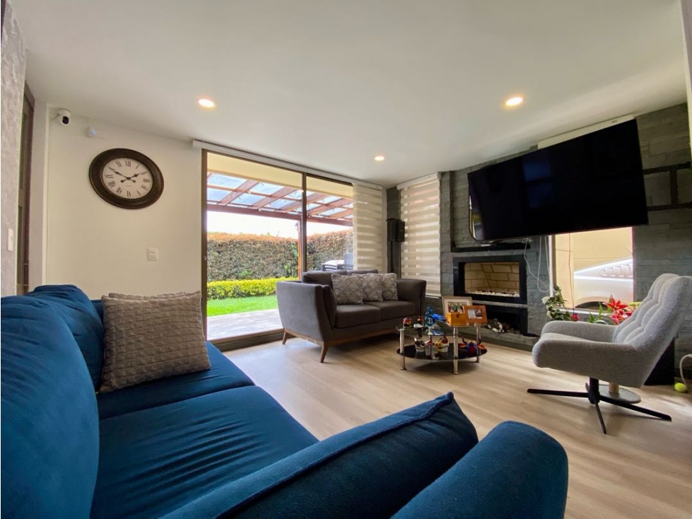 CASA VENTA EN CHIA, EXCELENTE UBICACION