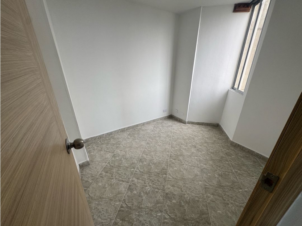 Apartamento en arriendo Robledo — foto 6