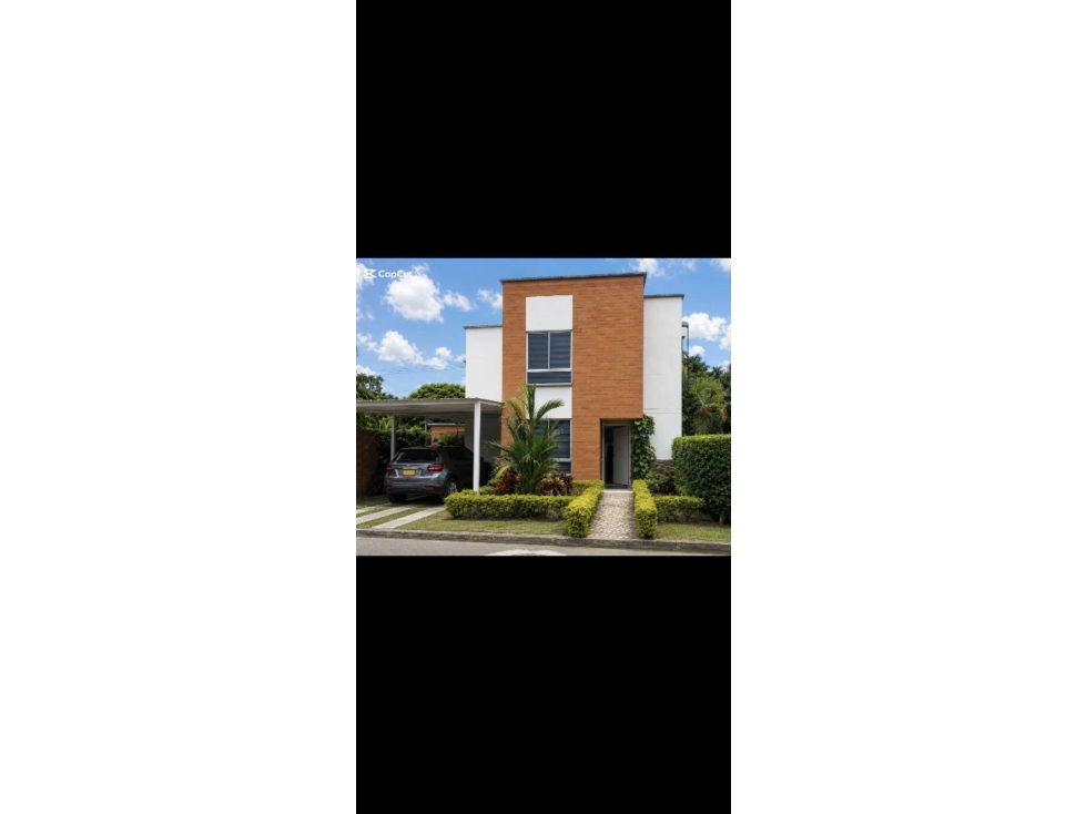 CASA EN VENTA EN LAS MERCEDES ALFAGUARA JAMUNDI - 1