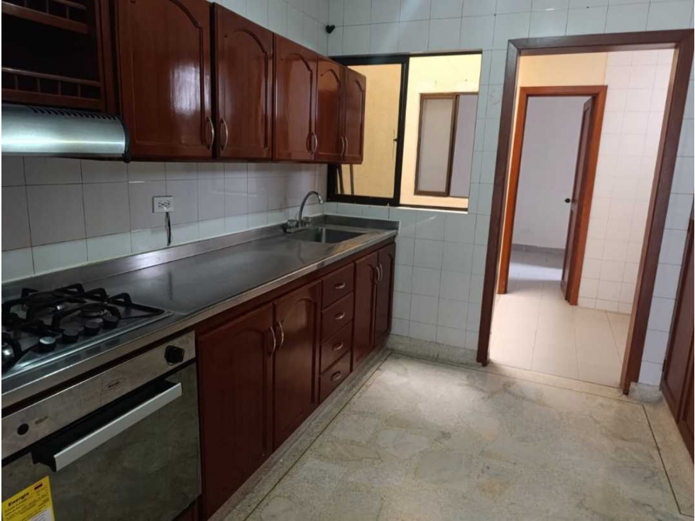 Hermosa casa en venta la flora Norte de cali