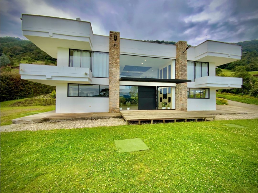 Venta Casa Exotica Vista Paneles Solares Sin Administracion La Ceja — foto 3
