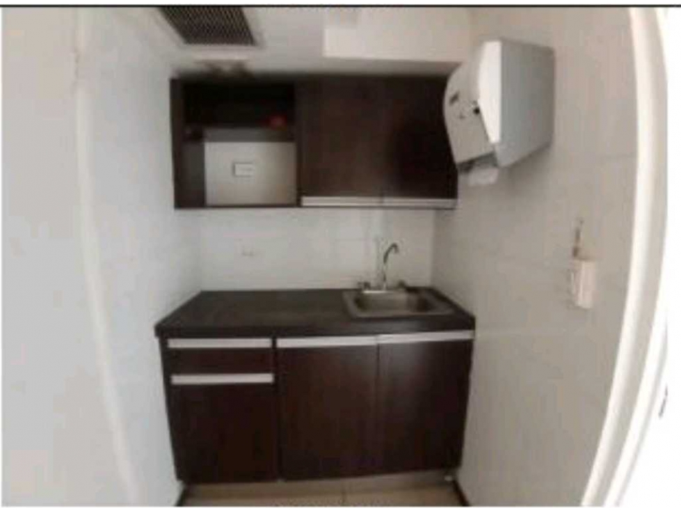 VENTA OFICINA 86.91M2 GRAN OPORTUNIDAD EN AREA BANCARIA TORRE ADVANCED — foto 4