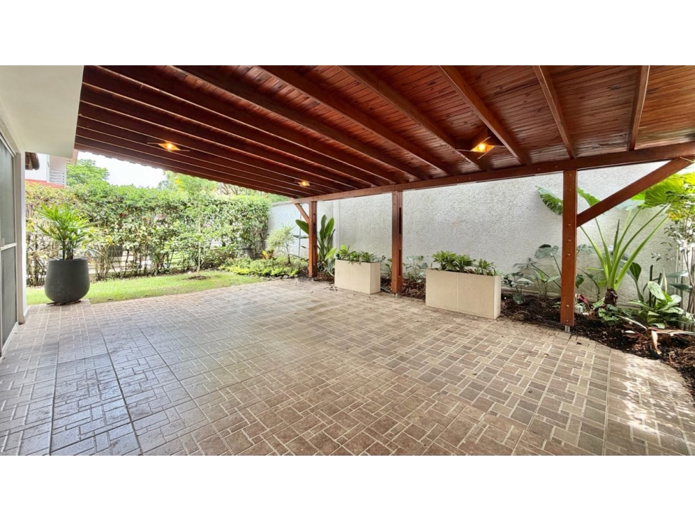 ALQUILO CASA EN CONDOMINIO EN CIUDAD JARDIN, SUR DE CALI — foto 3