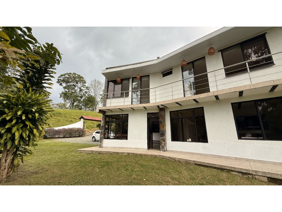 Casa campestre en venta en Circasia Quindío AMOBLADA — foto 2