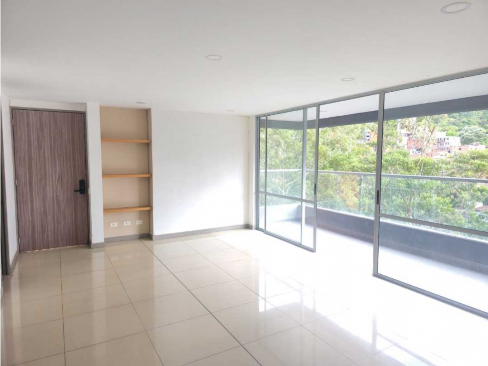 VENTA APARTAMENTO 139MTS VESTIER Y BAÑO EN CADA HABITACION SABANETA — foto 2