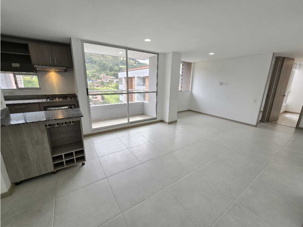 VENDO HERMOSO APARTAMENTO EN ENVIGADO, SECTOR LAS ANTILLAS