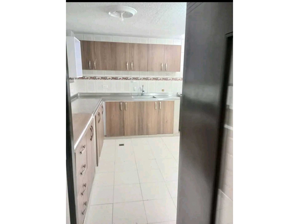 VENTA APARTAMENTO EN PRADOS DEL NORTE CALI