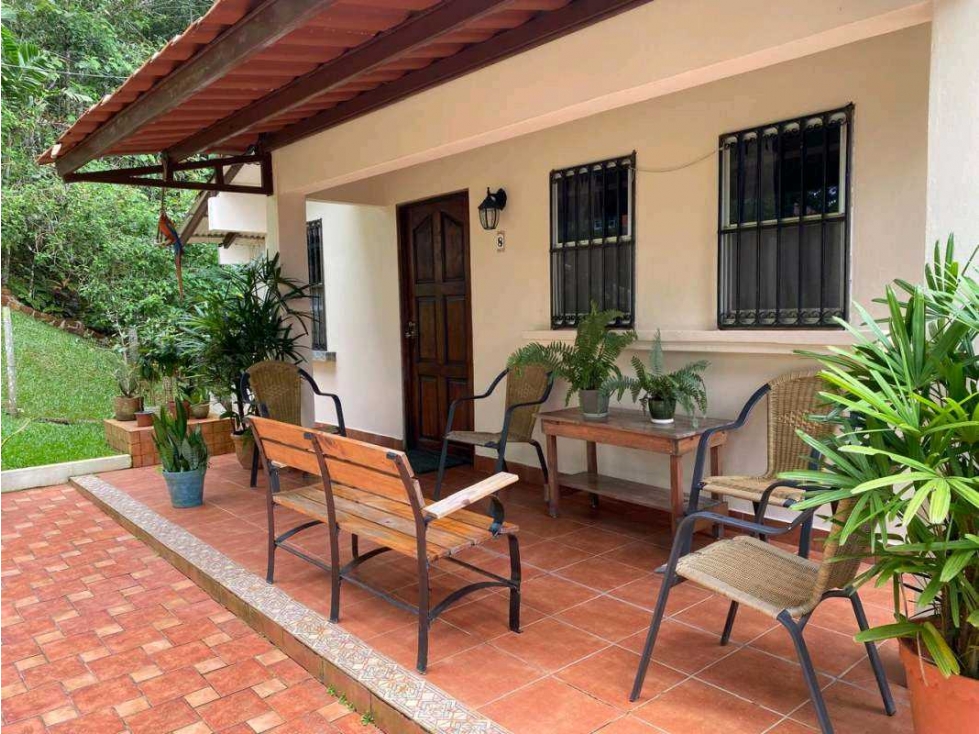 VENTA CASA EN CERRO AZUL