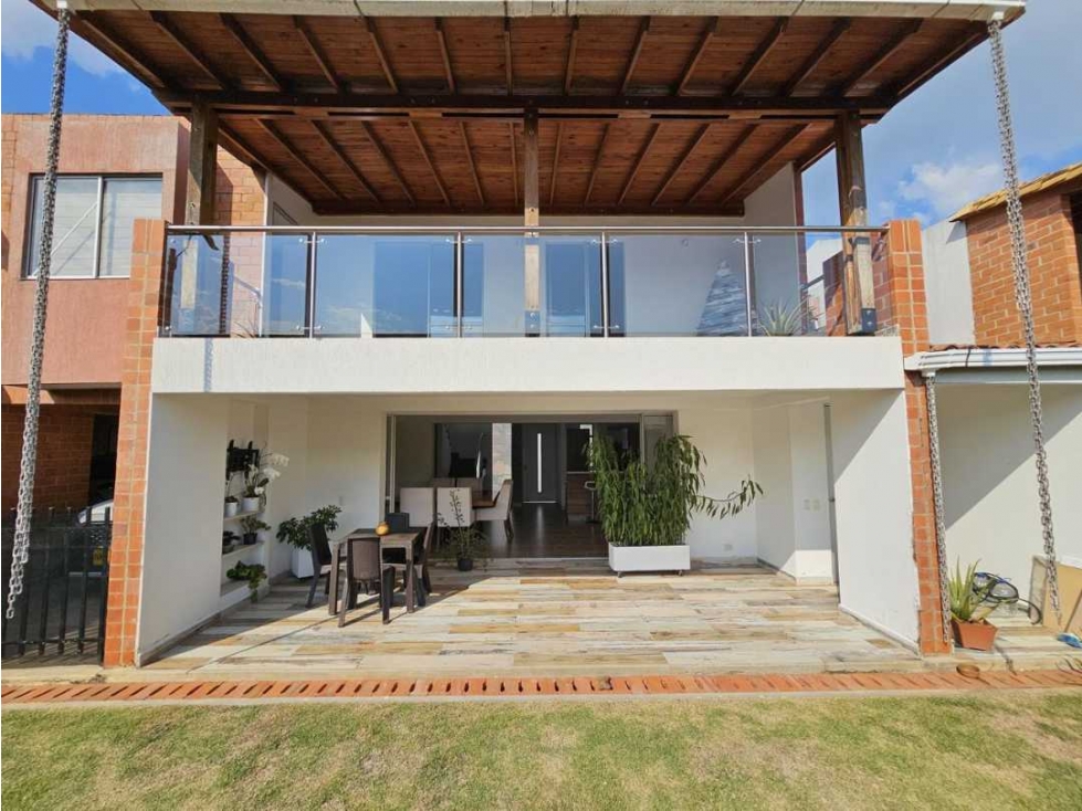 VENTA CASA EN ALFAGUARA JAMUNDI — foto 2