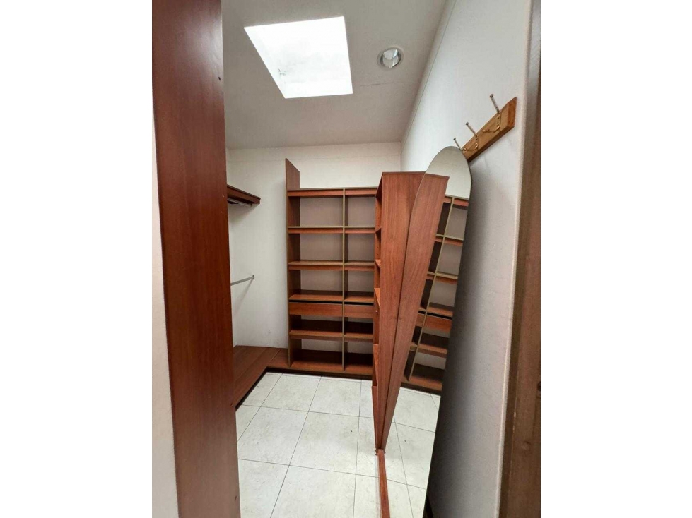Venta casa en condominio de 3 pisos en Valle de Lili en Cali