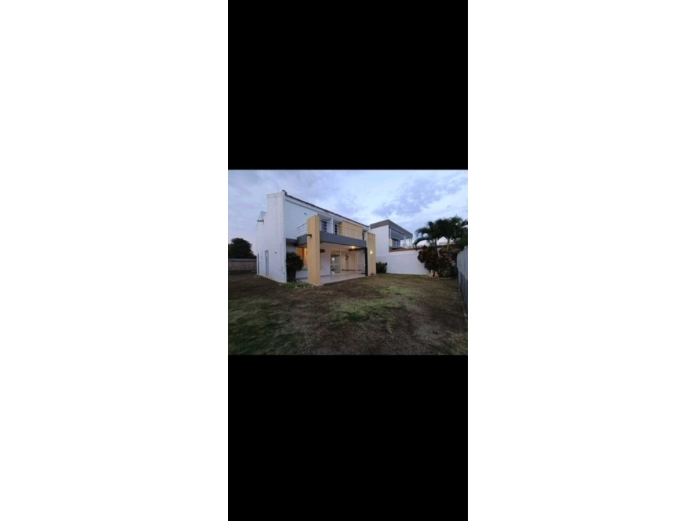 VENTA CASA EN EL CASTILLO SUR DE CALI