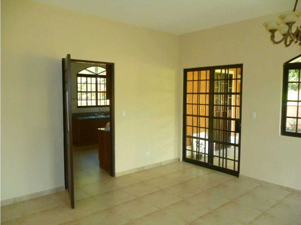 ALQUILER DE CASA EN CLAYTON VILLAGE — foto 4