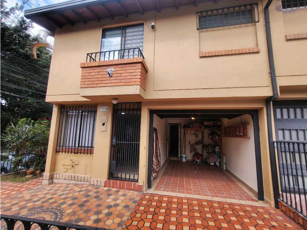 VENTA DE CASA EN SABANETA SECTOR ALDEA VERDE — foto 3